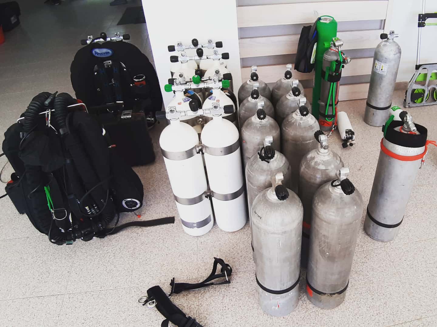 Tech kit pile